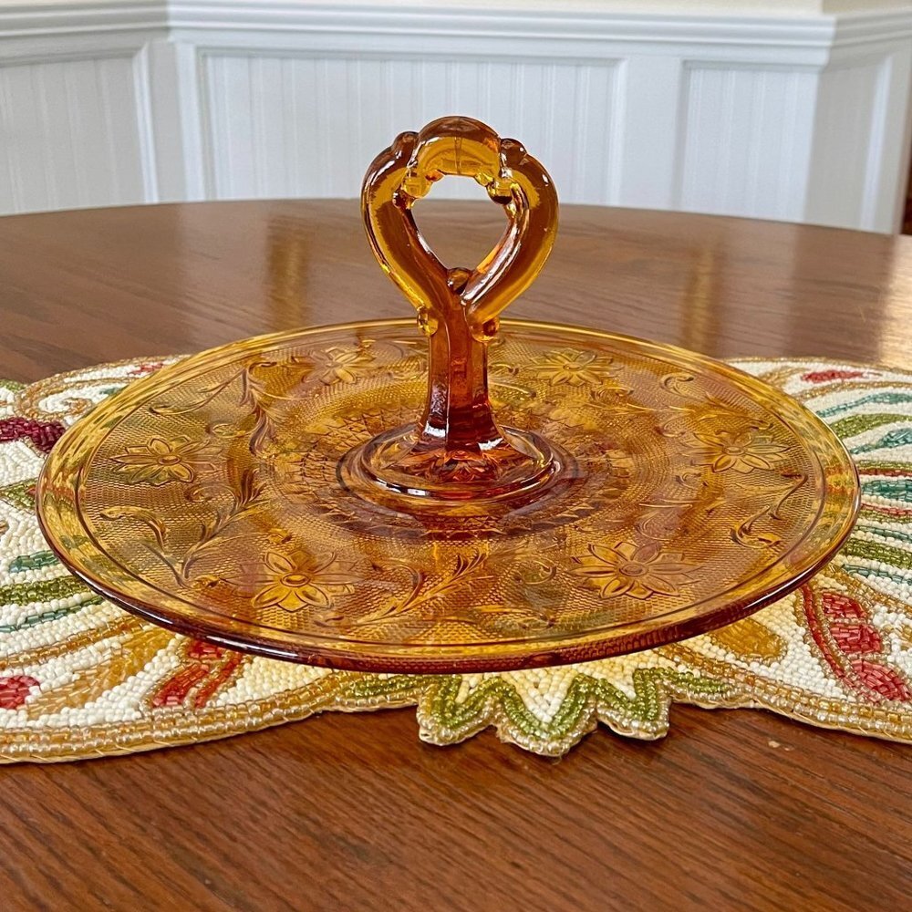 Amber Glass Handled Round Tray Plate or Centerpiece Floral Vine Pattern 12 Inch - Picture 9 of 9
